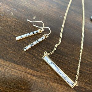 NEW mintMONGOOSE  SET Necklace & Earring (Gold-Tone)